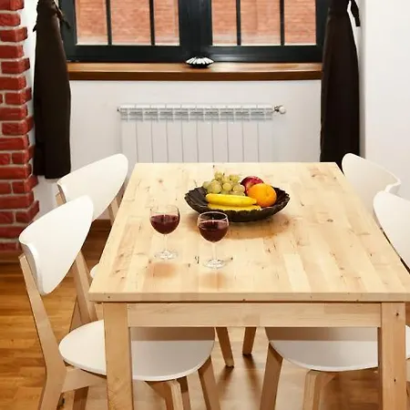 Loft Lägenhet *